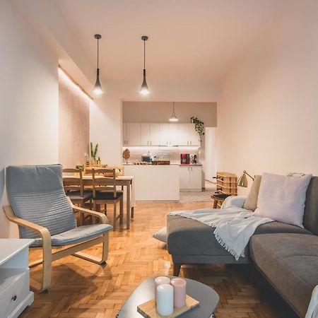 90M2 Luxury Apartment In The Heart Of Athens - Living Stone Sunstone מראה חיצוני תמונה
