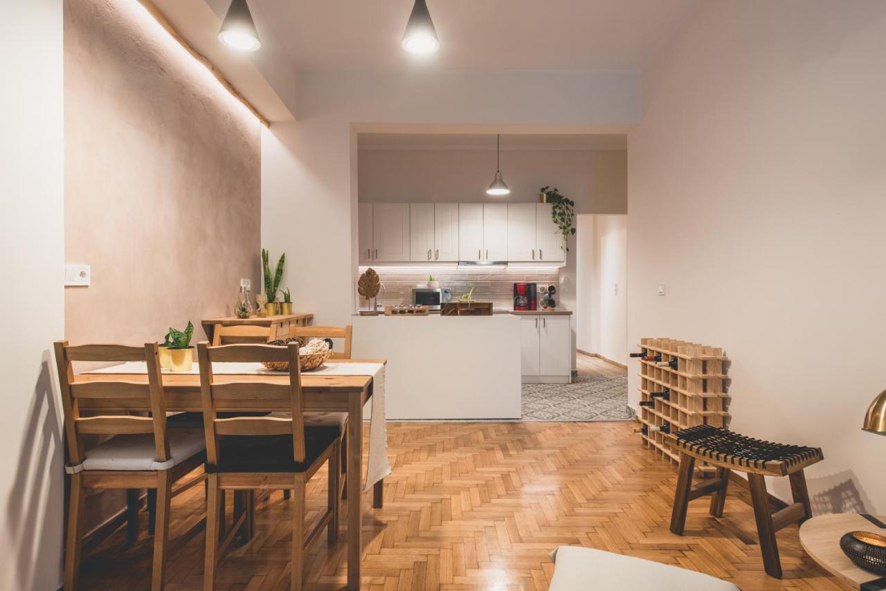 90M2 Luxury Apartment In The Heart Of Athens - Living Stone Sunstone מראה חיצוני תמונה